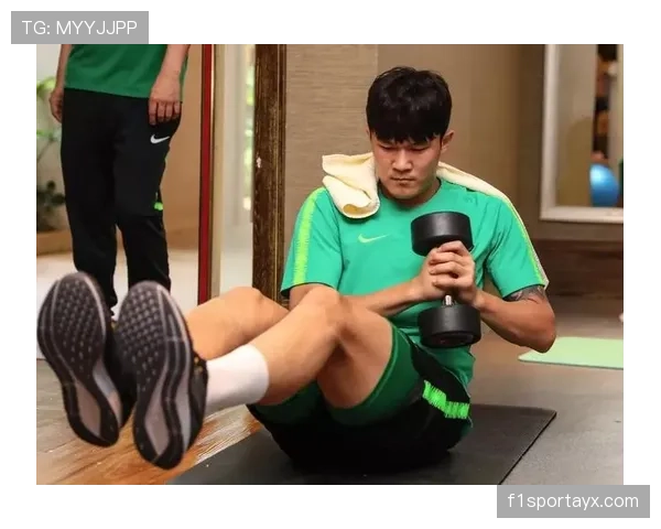 金玟哉重返首发,球队状态回暖注入新动力 金玟哉重返首发,球队状态回暖注入新动力