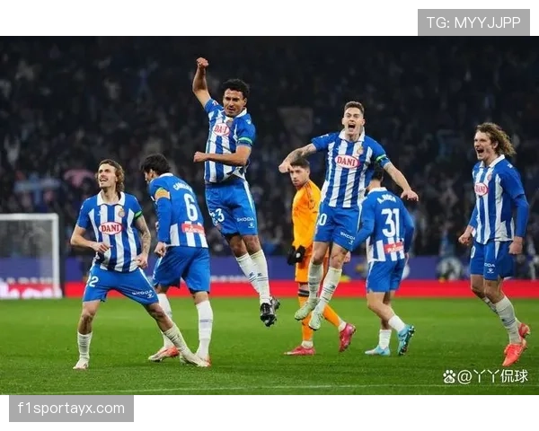 阿拉维斯球员状态火热,强势表现助球队稳步迈向胜利 阿拉维斯球员状态火热,强势表现助球队稳步迈向胜利